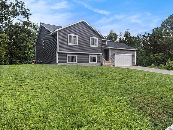2nd image of 7484 Sue Marie Ln