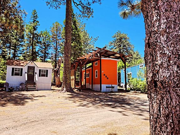 2nd image of 9849 Sunrise Hwy #10