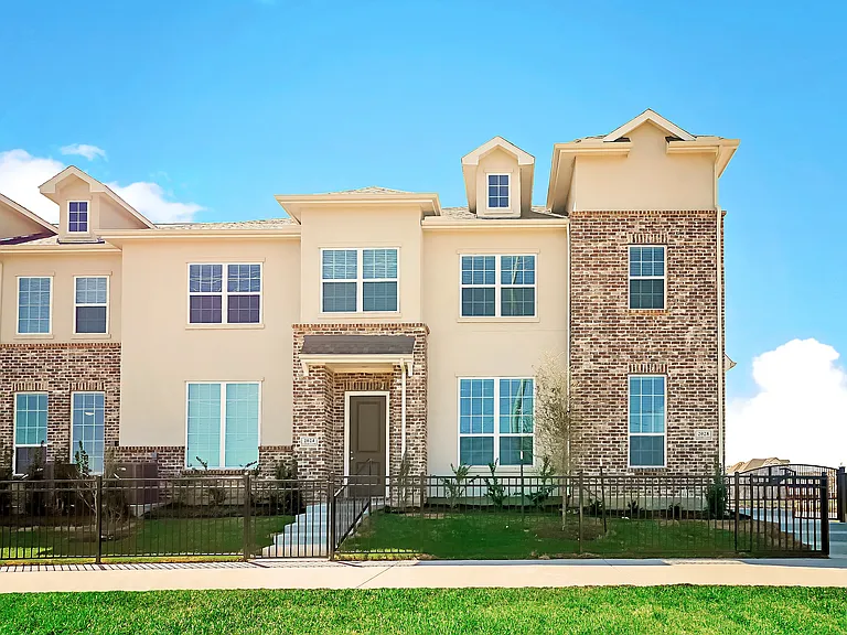 Exterior of Townhome (Plan 4231)