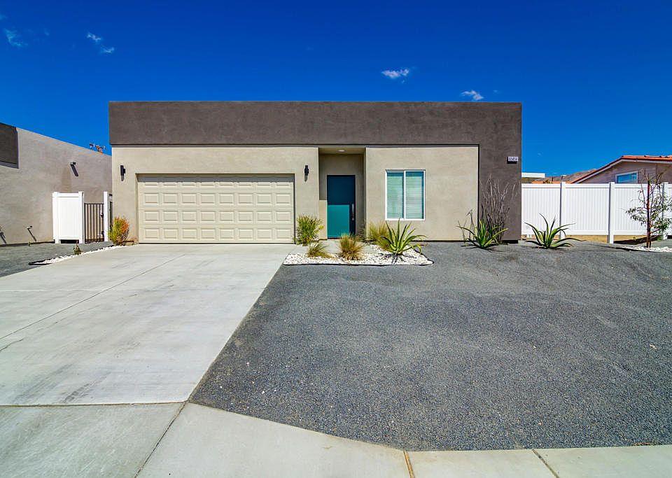 1st image of 13292 El Cajon Dr