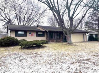 1206 Sandstone Pl, Green Bay, WI 54313