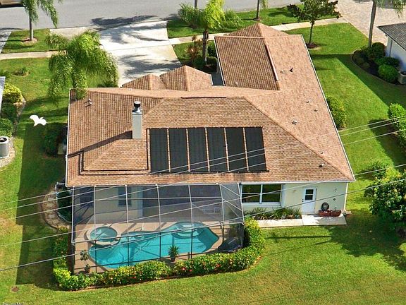 3rd image of 2119 Sykes Creek Dr