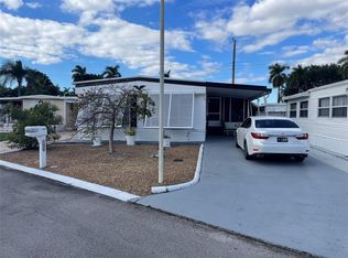 8621 SW 18th Ct, Davie, FL 33324