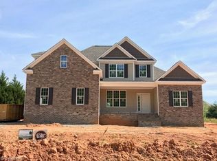 5089 Branch View Rd, Reidsville, NC 27320