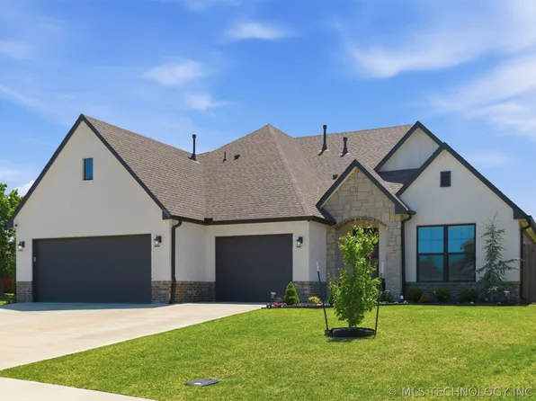 14214 E 91st St N, Owasso, OK 74055
