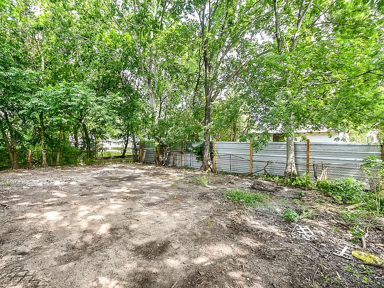 4301 Gregory St — Photo 30