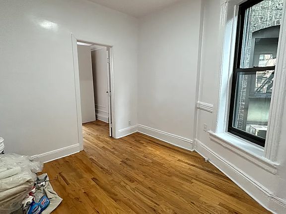 3rd image of 236 E 89th St APT 3A