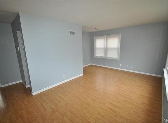 2nd image of 46 Florval Dr