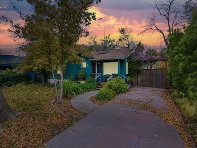 1147 N Country Club Blvd, Stockton, CA, 95204