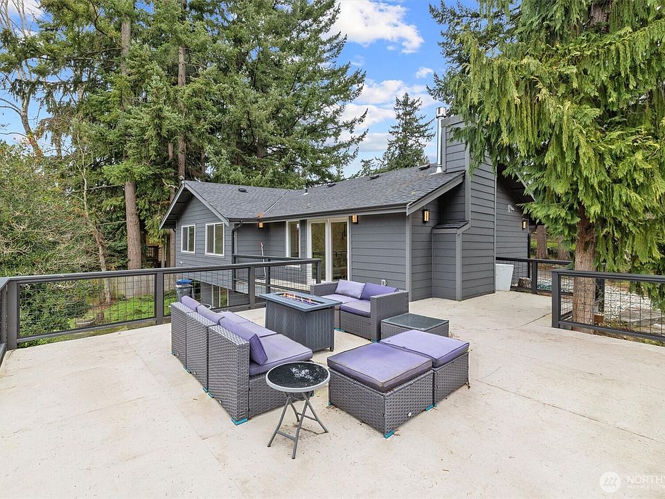 1st image of 2000 NE 27th Street