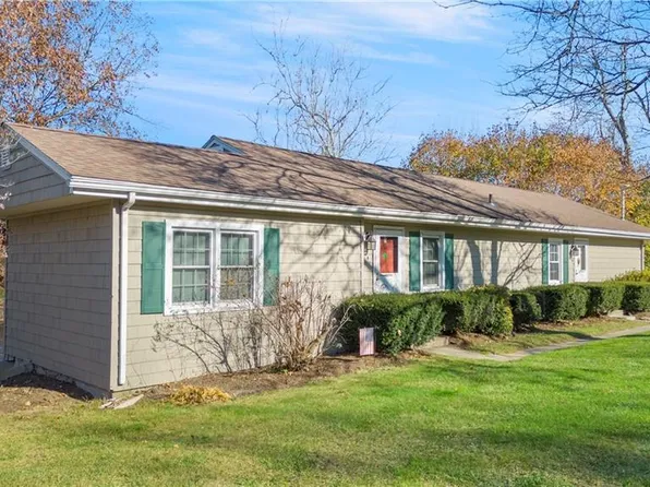 4 Main St Extension, Simsbury, CT 06081