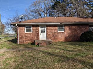 225 Mackwood Rd, Mooresville, NC 28115