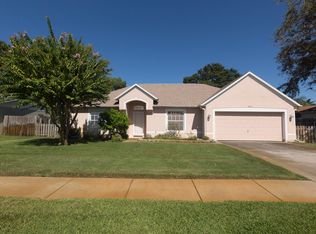 794 Laurel Dr, Rockledge, FL 32955