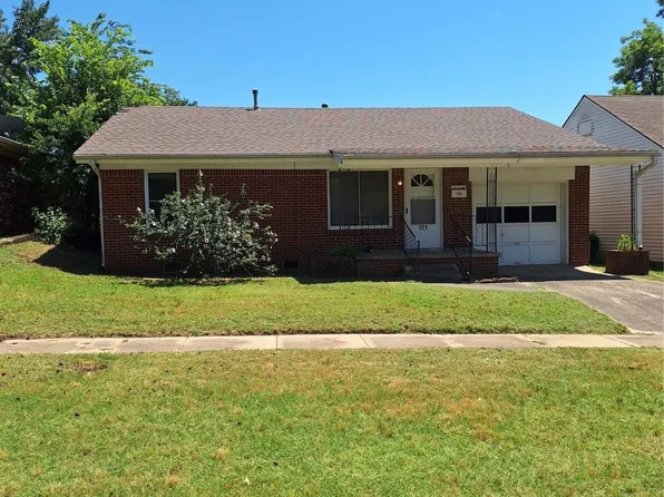 321 W 17th St, Ada, OK 74820