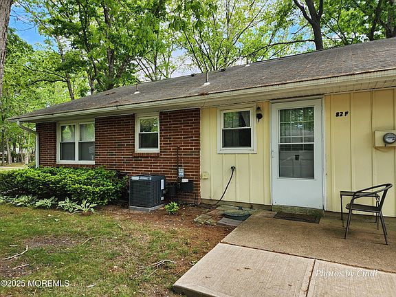 2nd image of 82F Dorchester Dr