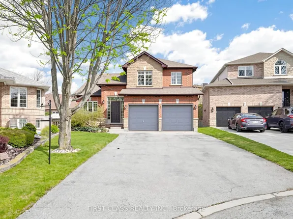 11 Diamond Ct, Hamilton, ON L9C 7V5