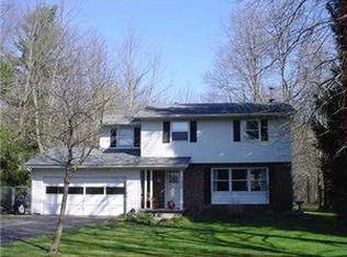 1535 Huth Rd, Grand Island, NY 14072