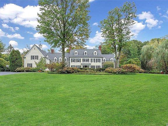 3rd image of 334 Meadow Ln
