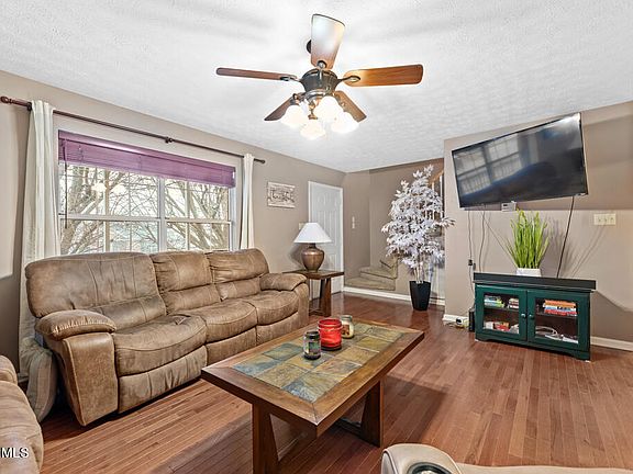 4th image of 4524 Bucknell Dr