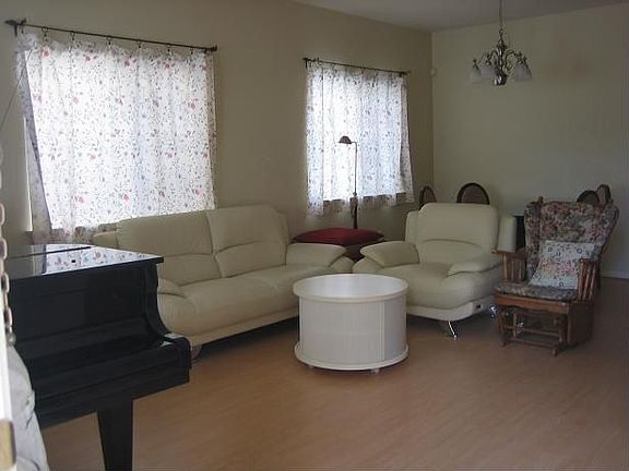 Living/Dining Room