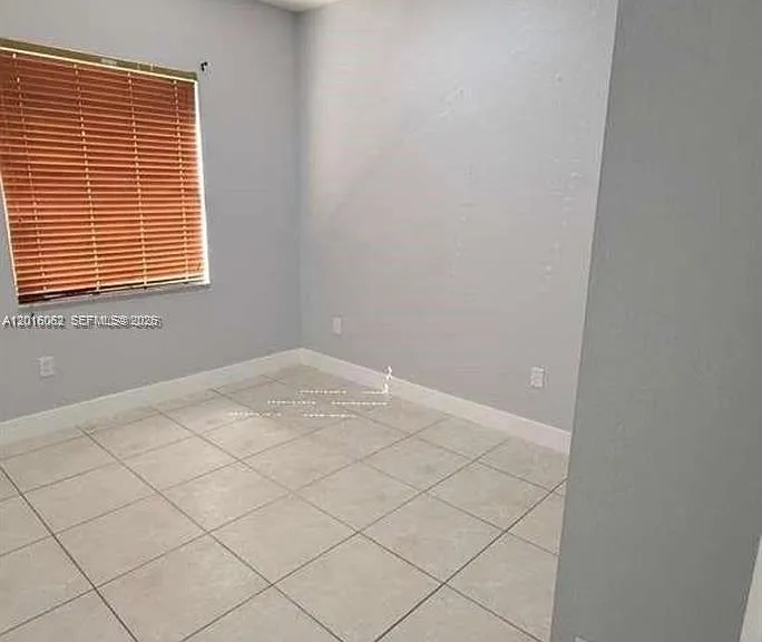 2120 NE 37th Rd — Photo 18