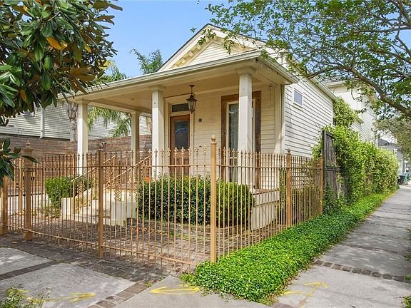 2nd image of 801 Austerlitz St