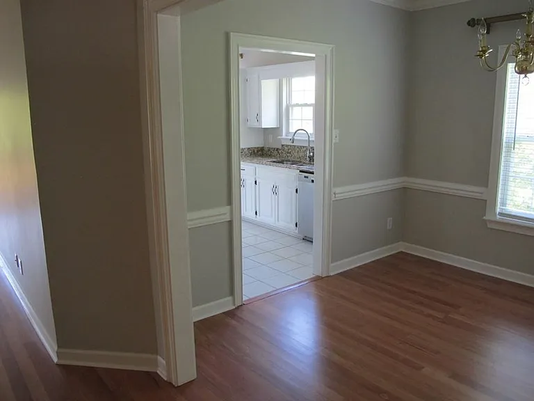 716 Crown Point Ct — Photo 10