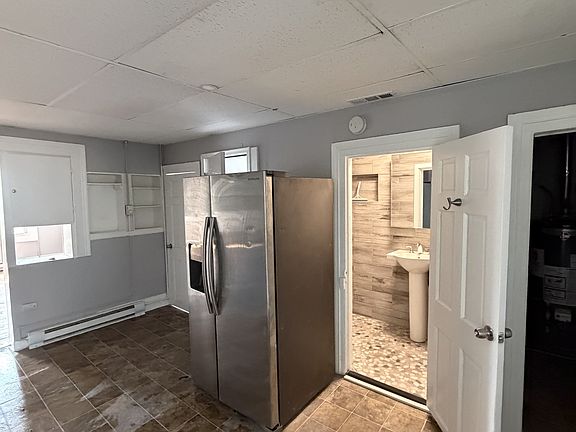 4th image of 561-565 Congress St #10932482