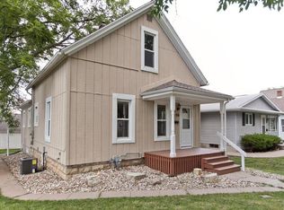 816 18th Ave SW, Cedar Rapids, IA 52404