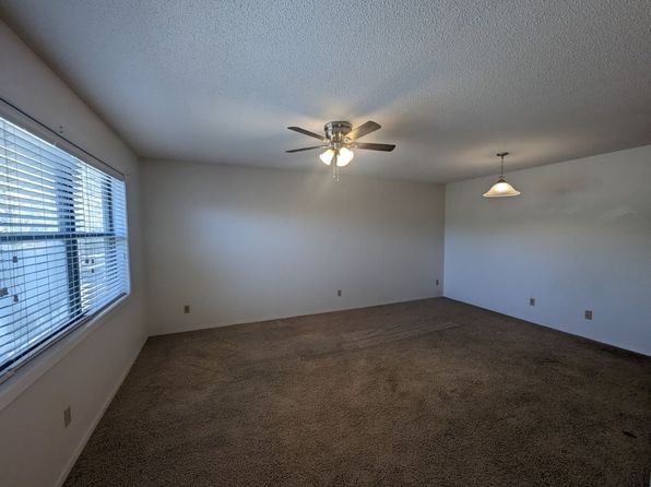 1520 E Boswell St #9