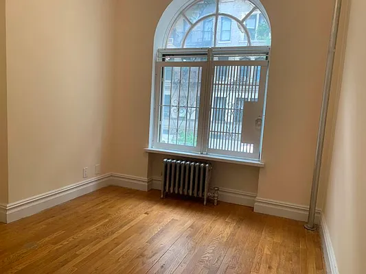 Rented by City Connections Realty | media 12