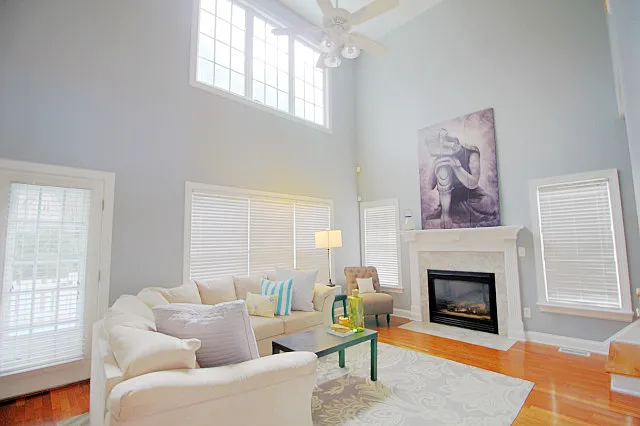 804 E Oak Dr — Photo 3