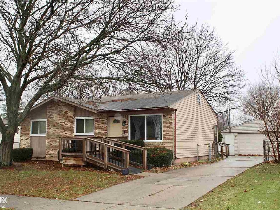 1st image of 42359 Greenbrier Ln