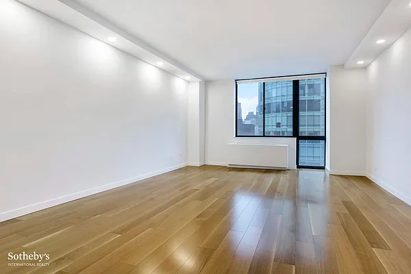 Rented by Sotheby's International Realty | media 7