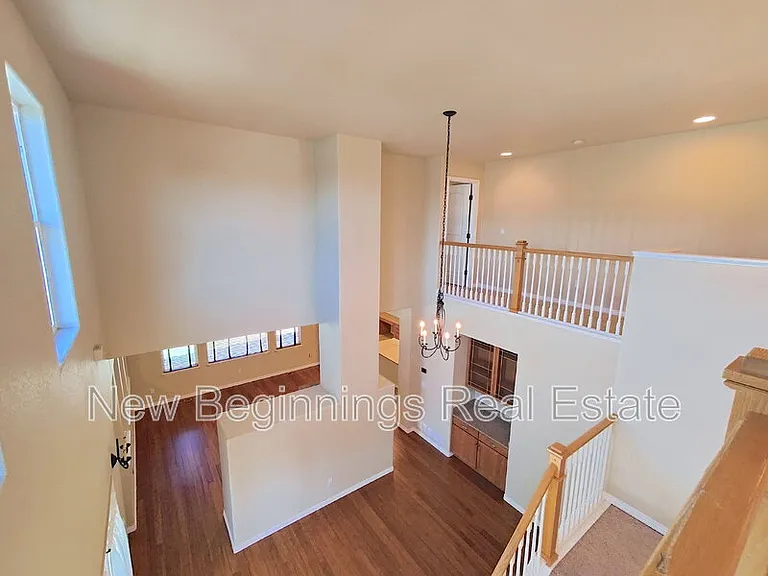 8742 Stony Creek Dr — Photo 15