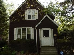 384 Calumet Blvd, Harvey, IL 60426