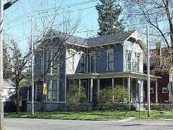 41 Park Ave, Brockport, NY 14420