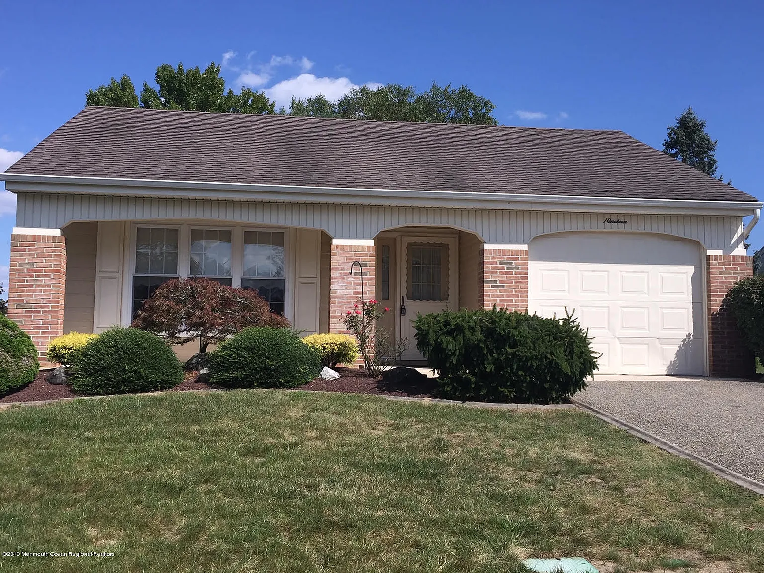 19 Marlow Ave photo 1