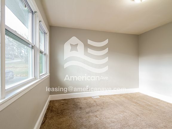 3-Living Room