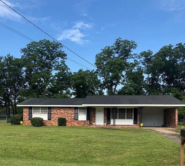 1st image of 609 Waters Dr