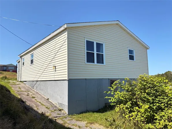 123 A Main Street, Rose Blanche, NL A0M1P0