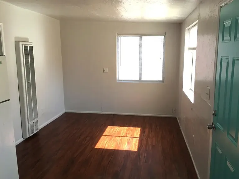6445 W Maryland Ave — Photo 16