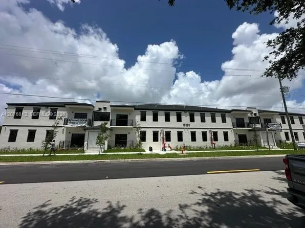 17020 SW 104th Ave, Miami, FL