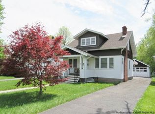 212 Ulster Ave, Saugerties, NY 12477
