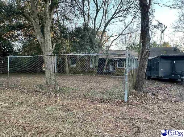 705 Sandpiper Dr, Hartsville, SC 29550