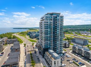 385 Winston Rd #201, Grimsby, ON L3M 0J3