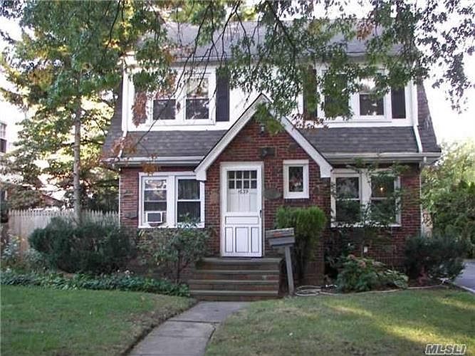 1st image of 1639 Ivy Ct