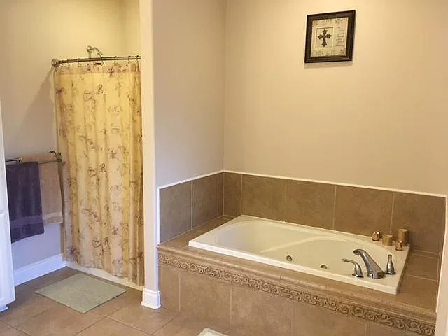 122 Ridgebrook Dr — Photo 10