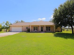 8151 Meadowbrook Dr, Hitchcock, TX 77563
