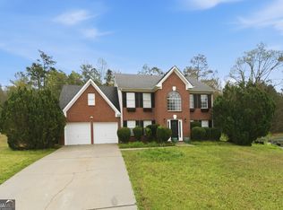 9360 Carnes Crossing Cir, Jonesboro, GA